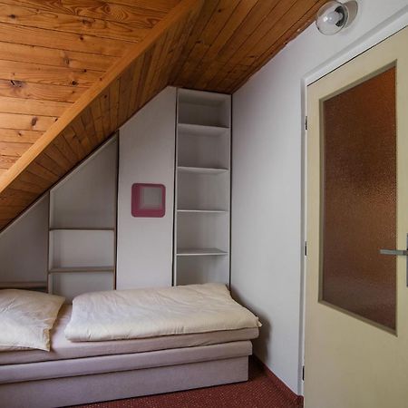 Samostatný mezonetový apartmán s dvěmi ložnicemi a vlastní krytou terasou a sdíleným bazénem Rudník Exterior foto